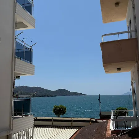 Er-oez & Restaurant Ξενοδοχείο 3*
