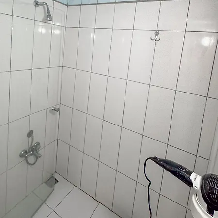 Er-oez & Restaurant Hotell 3*