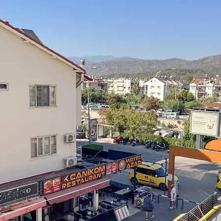 Er-oez & Restaurant Hotel 3*
