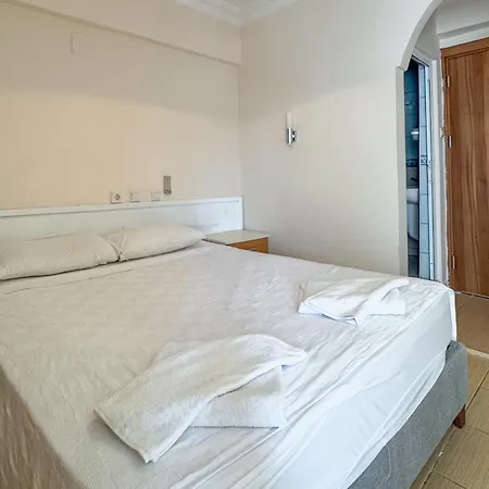 Hotel Er-oez & Restaurant Fethiye