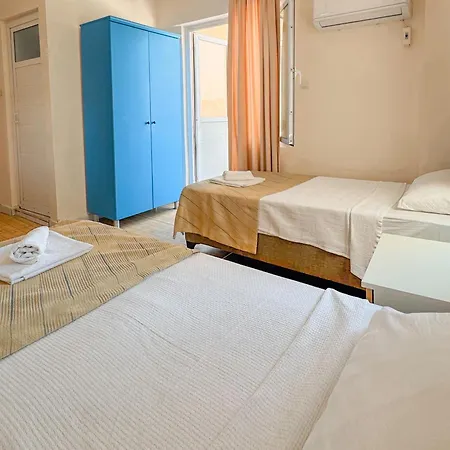Er-oez & Restaurant Hotel 3*