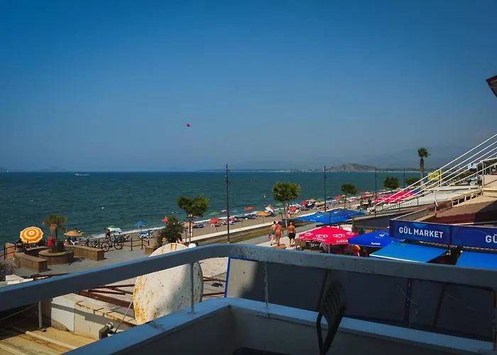 Er-oez & Restaurant 3*